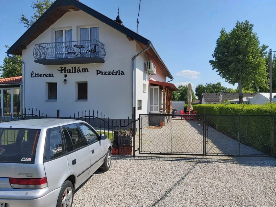 Hullám Apartman - 3