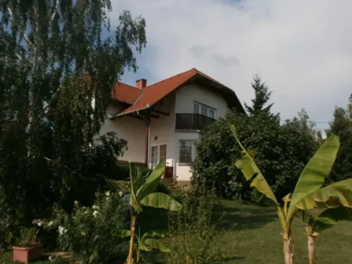 Fehér Rózsa Apartman 1 - 2